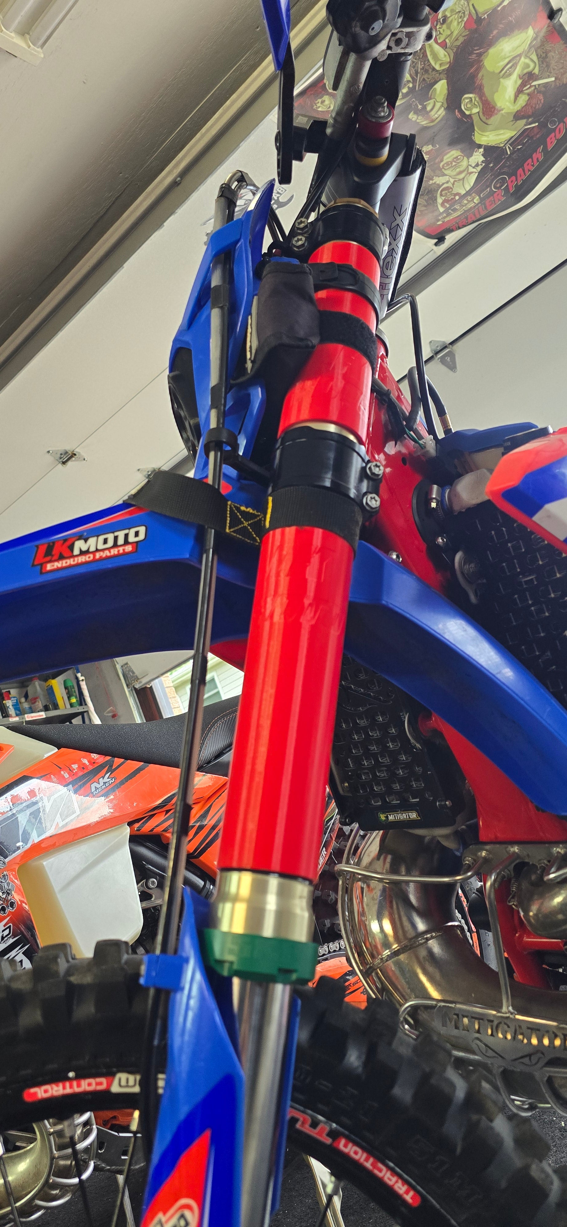WP / KYB 48mm Upper Fork Protectors